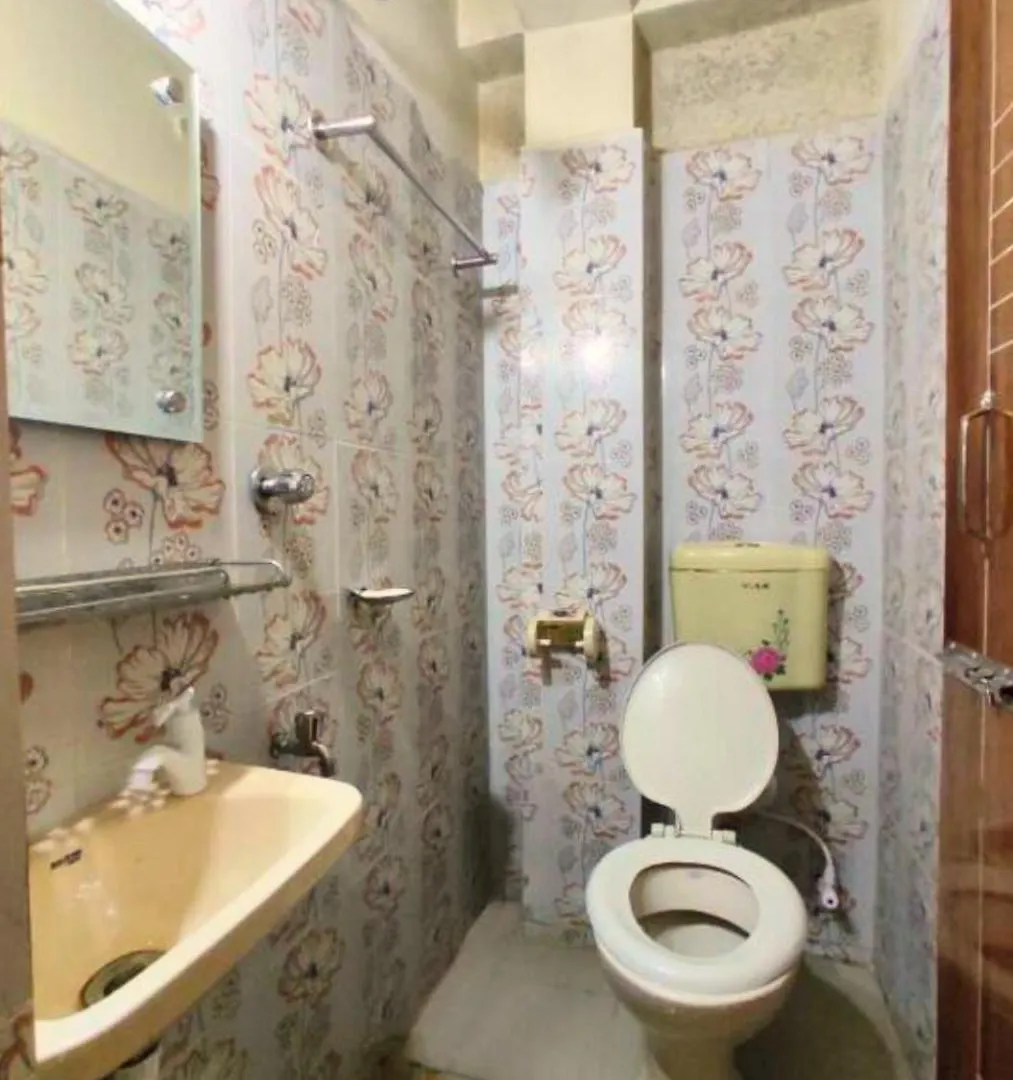 Hotel New Royal Palace Dhanmondi Dhaka Bangladesh